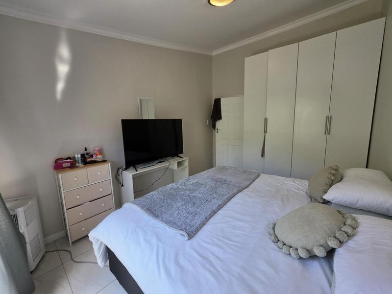 To Let 4 Bedroom Property for Rent in Blomtuin Western Cape